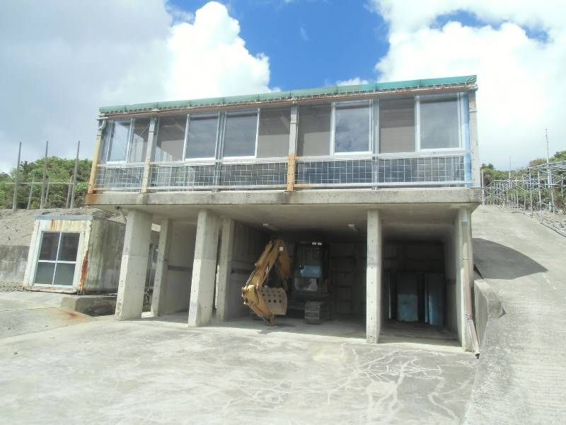 Land for Sale in Nesabu, Tomigusuku, Okinawa - 4,916 sqm - Thumbnail 2