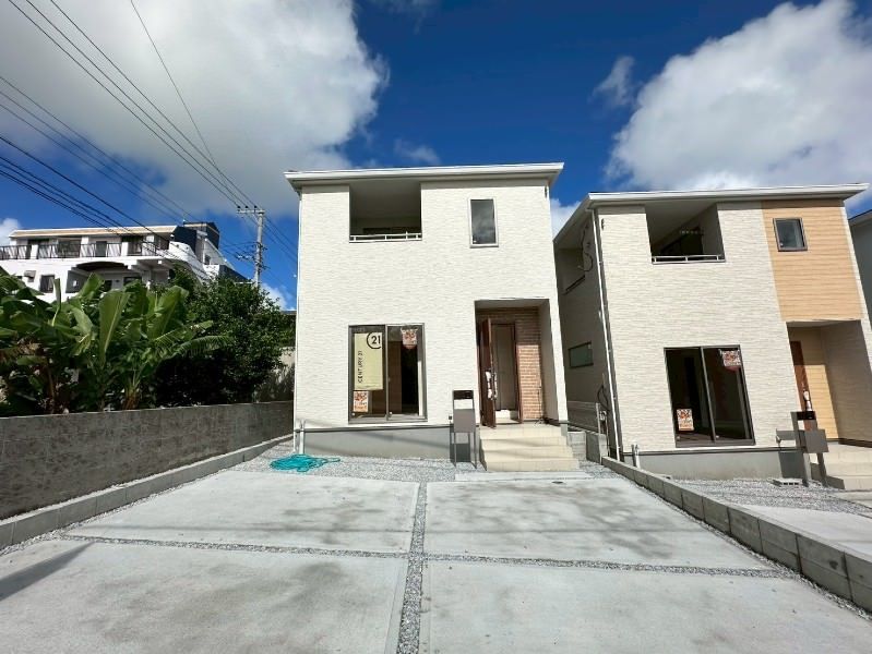 New 4LDK House in Nanjo City Okinawa 2025 Build - Main Image