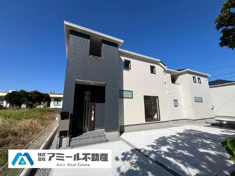 New 3LDK House in Uruma Okinawa with Long-Term Excellent Housing Certification - Thumbnail 2