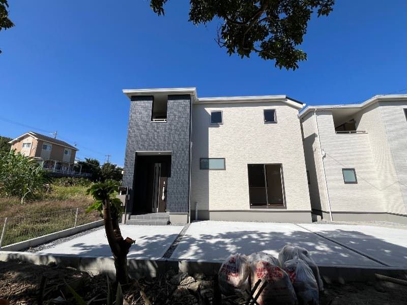 New 3LDK House in Uruma Okinawa with Long-Term Excellent Housing Certification - Thumbnail 4