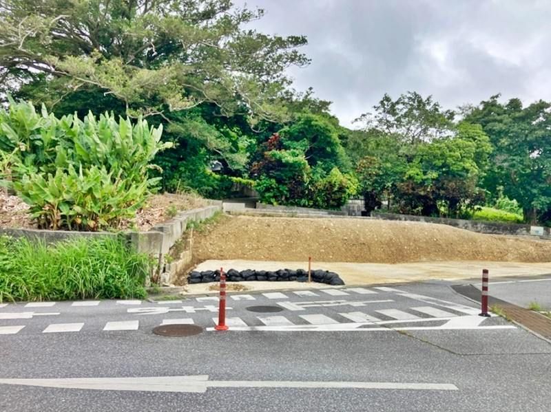 246.36 sqm Flat Land for Sale in Tomigusuku, Okinawa - No Building Conditions - Thumbnail 4