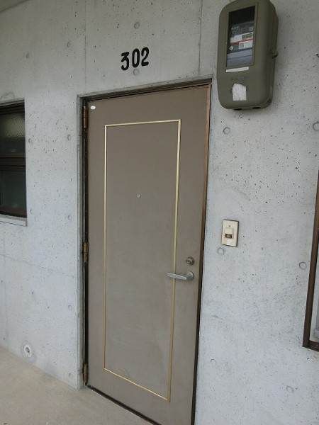 1K Apartment for Rent in Ginowan, Okinawa Near University - Thumbnail 3