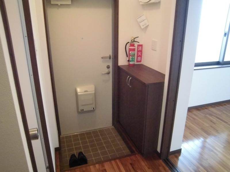 Granpa 23: 2DK Apartment for Rent in Yaese Town, Okinawa - Thumbnail 3
