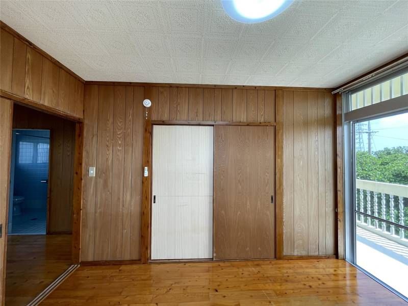 Chinen Apartments 2DK Rental in Okinawa City - Thumbnail 4