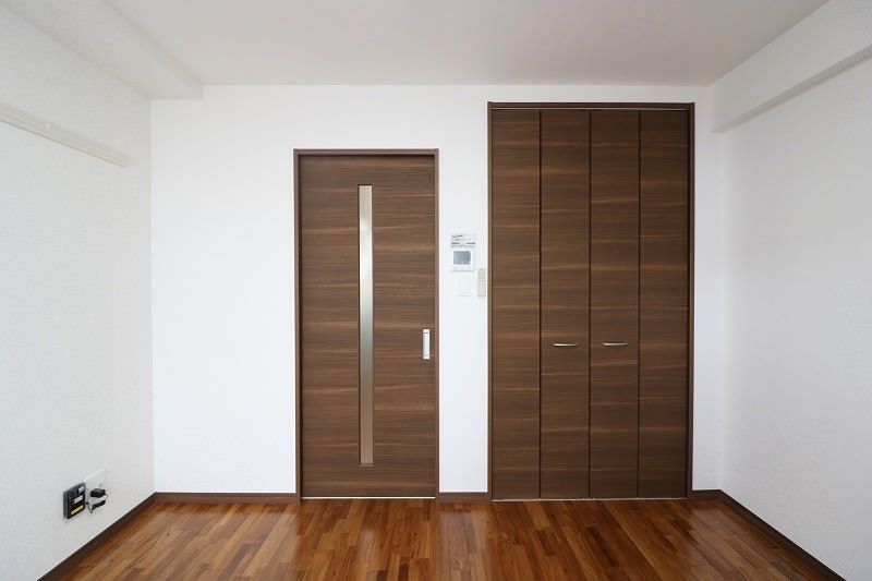 1K Apartment for Rent in Tomigusuku, Okinawa - Thumbnail 4