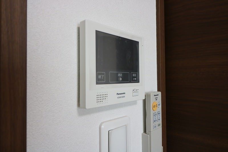 1K Apartment for Rent in Tomigusuku, Okinawa - Thumbnail 3