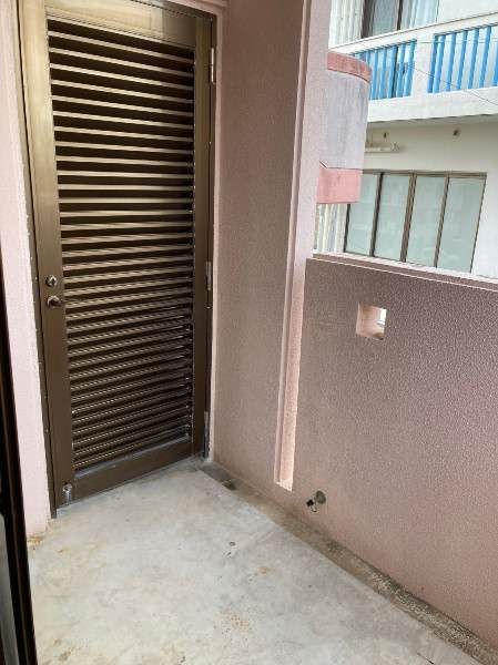 3DK Apartment for Rent in Ginowan, Okinawa with Balcony - Thumbnail 4
