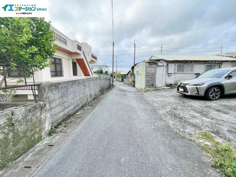 Land for Sale in Kiyuna, Ginowan, Okinawa - 190.01 sqm - Thumbnail 2