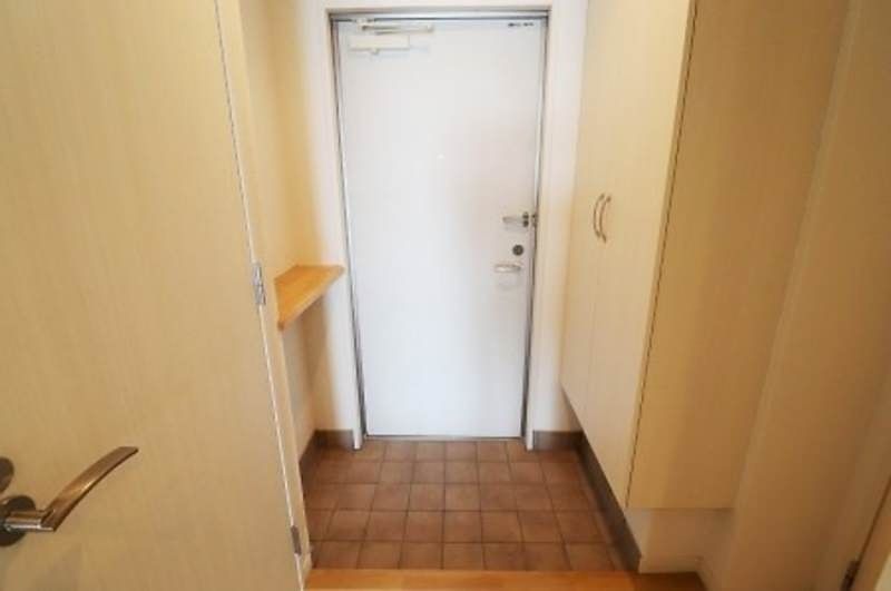 1LDK Apartment for Rent in Omoromachi, Naha, Okinawa - Thumbnail 3
