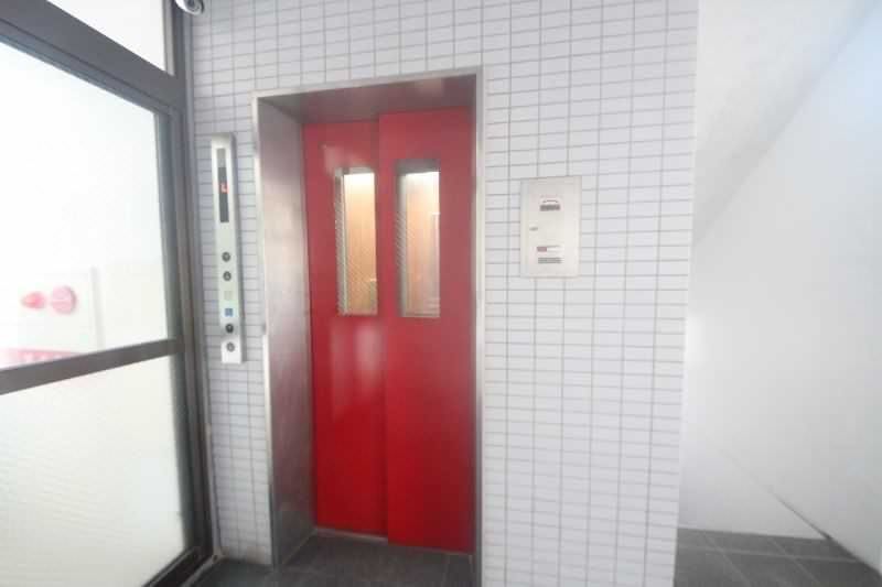 3LDK Corner Apartment in Courte Village Naha, Okinawa - Thumbnail 4