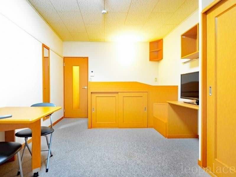Leopalace Grün 1K Apartment for Rent in Ginowan, Okinawa - Thumbnail 4