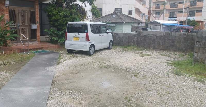 4LDK Reinforced Concrete House with Garden for Sale in Naha, Okinawa - Thumbnail 3