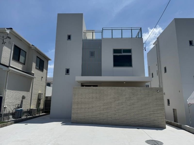 New 3LDK House in Yaese Town, Okinawa with Rooftop Terrace - Thumbnail 3