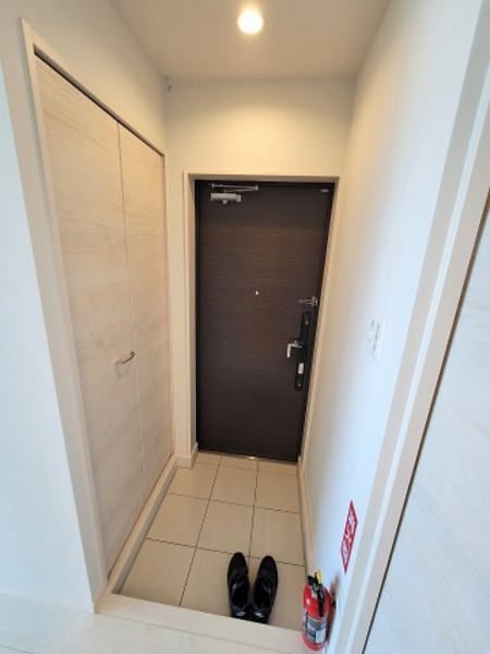 Ocean-View 2LDK Apartment for Rent in Urasoe, Okinawa - Thumbnail 4