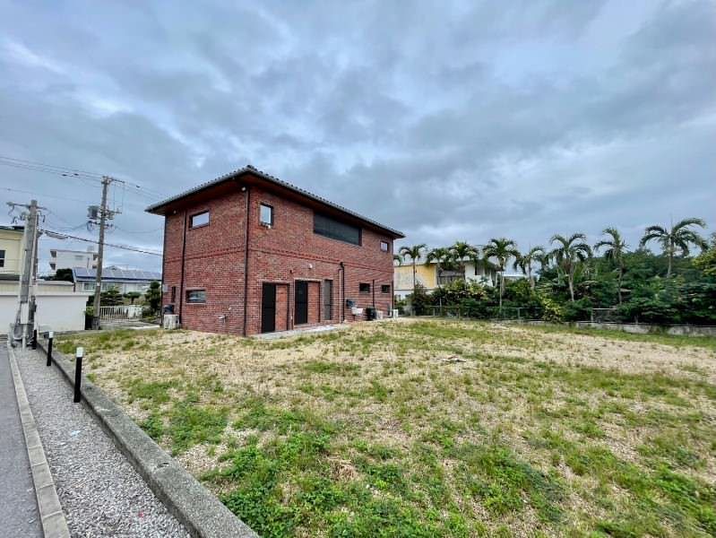 Ocean View Land for Sale in Ishigaki's Ōhama, Okinawa - Thumbnail 2