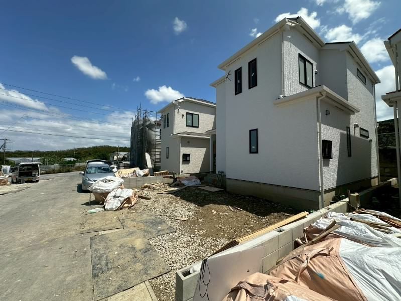 New 4LDK House for Sale in Tomigusuku, Okinawa - Heartful Town - Thumbnail 3