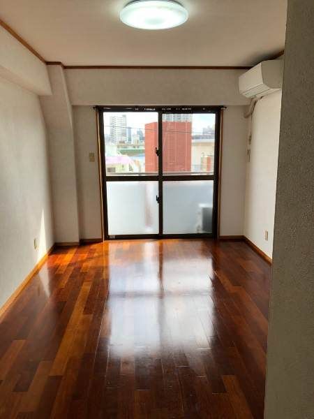 1R Apartment for Rent in Uchidomari, Ginowan City, Okinawa - Thumbnail 3