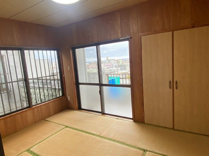 Co-op Maruta 2DK Rental Apartment in Ginowan, Okinawa - Thumbnail 4