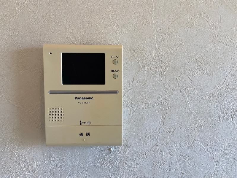2LDK Apartment for Rent in Itoman, Okinawa - 51.85 sqm - Thumbnail 2