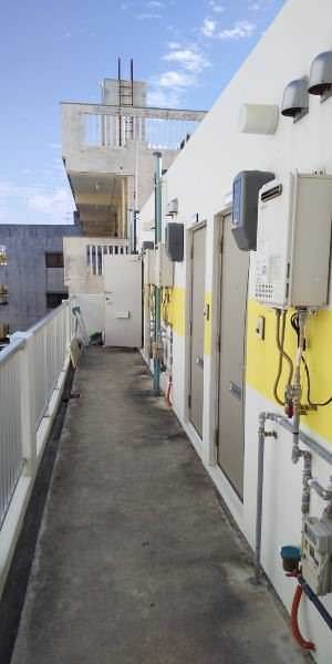 Tozan Heights II 1R Apartment for Rent in Urasoe, Okinawa - Thumbnail 3