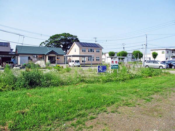 a vacant lot - Thumbnail 2