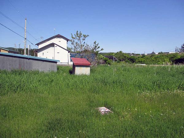 a vacant lot - Thumbnail 4