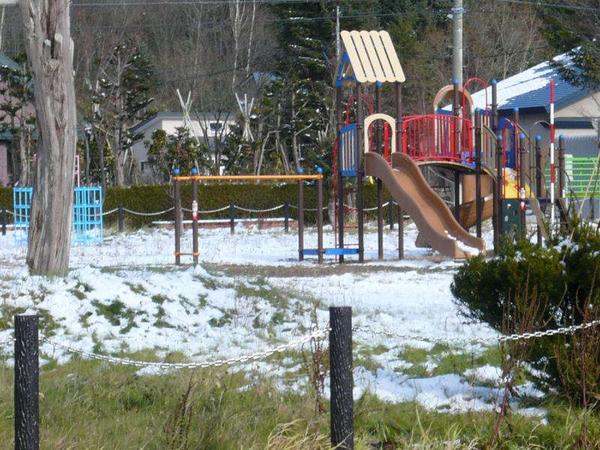 a vacant lot - Thumbnail 3