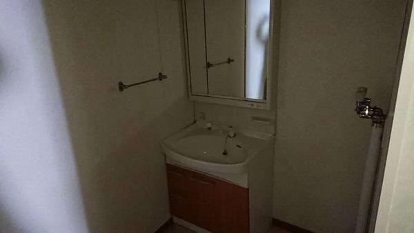 Unoccupied house (for residential use) - Thumbnail 4