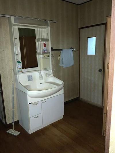 Spacious 4DK House with Large Land in Kobayashi, Miyazaki — Image 3, Kobayashi, Miyazaki