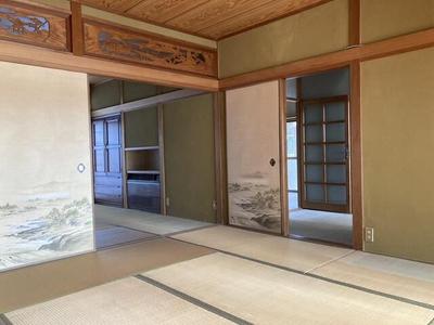 6LDK Second-Hand House in Munakata City, Fukuoka Prefecture — Image 4, Munakata, Fukuoka