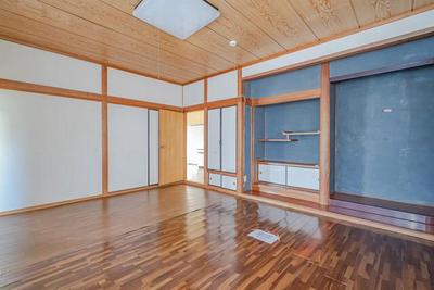 Spacious 6LDK House in Nakama, Close to Tōridani Station — Image 3, Nakama, Fukuoka