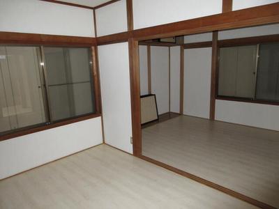 Renovated 4DK House in Shimizu-ku, Near Bus Stop — Image 1, Shimizu, Shizuoka