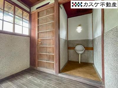 Historic 8DK House in Minagi, Soja - 495m² Plot Near Station — Image 7, Soja, Okayama