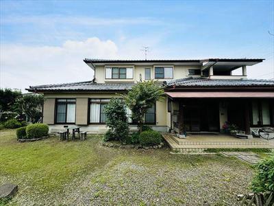 Spacious 8SLDK House in Koshi City with 744m² Land — Image 2, Koshi, Kumamoto