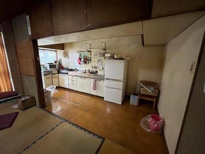 Historic 9DK House in Shimabara City - 260sqm Living Space — Image 3, Shimabara, Nagasaki