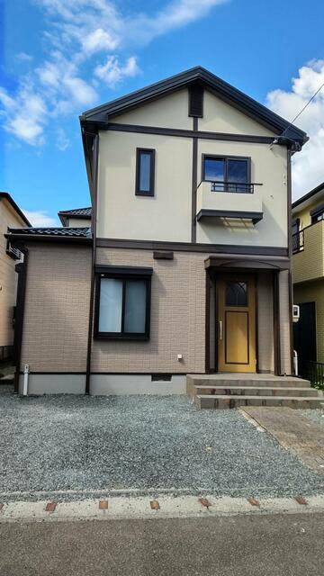 Spacious 4LDK House in Koishikawa, Fujieda - Near Station — Image 1, Fujieda, Shizuoka