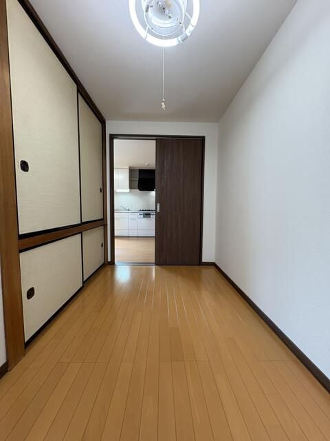 4LDK Apartment for Rent in Sapporo Higashi Ward, Hokkaido - Thumbnail 3