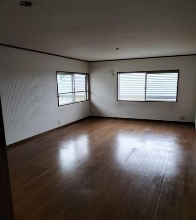 Spacious 2LDK House in Uji City, Kyoto - 160m² Plot with Garden — Image 2, Uji, Kyoto