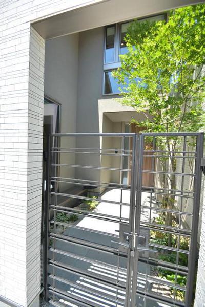 New 3SLDK House in Kuno, Fukuroi - Solar Powered Modern Living — Image 2, Fukuroi, Shizuoka