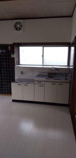 Single-Story Home with Large Land Plot in Yanagawa City — Image 3, Yanagawa, Fukuoka