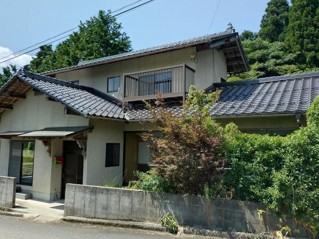 4DK House in Miyoshi with 127 sqm Living Space - Thumbnail 2
