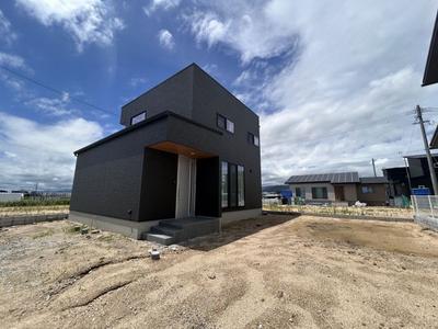 New 5SLDK House Near Yoshinogari-Koen Station — Image 1, Yoshinogari, Saga