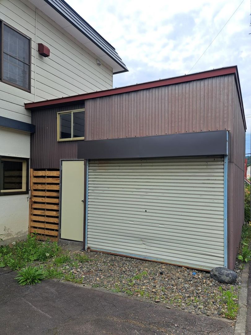 Renovated 4LDK House for Rent in Kamikawa, Hokkaido - Thumbnail 2