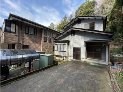 Spacious 7LDK House for Sale in Kanazawa's Kosaka District — Image 1, Kanazawa, Ishikawa