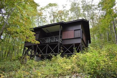 2LDK House in Nojiri, Shinano Town - 514sqm Land with Mountain Views — Image 2, Shinanomachi, Nagano