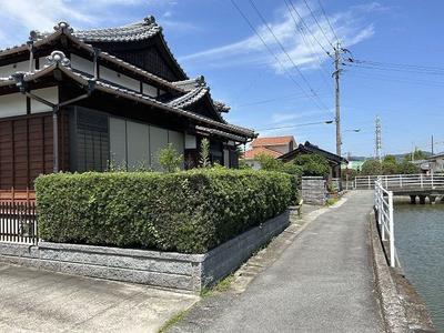 Spacious 4DK House in Tekama, Omuta - 209m² Plot with Parking — Image 1, Omuta, Fukuoka
