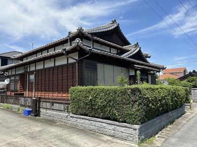 Spacious 4DK House in Tekama, Omuta - 209m² Plot with Parking — Image 1, Omuta, Fukuoka