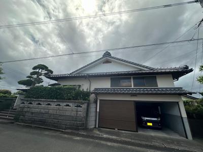 Spacious 8LDK House in Minamisatsuma, Close to Shopping District — Image 1, Minamisatsuma, Kagoshima