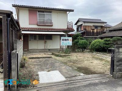 Spacious 5DK House in Saijo City, Ehime - 208m² Land — Image 1, Saijo, Ehime