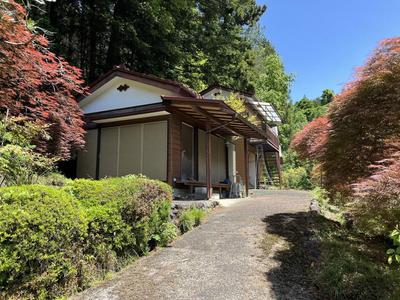 Spacious 3LDK House with Large Land in Hinode, Tokyo — Image 1, Hinode, Tokyo